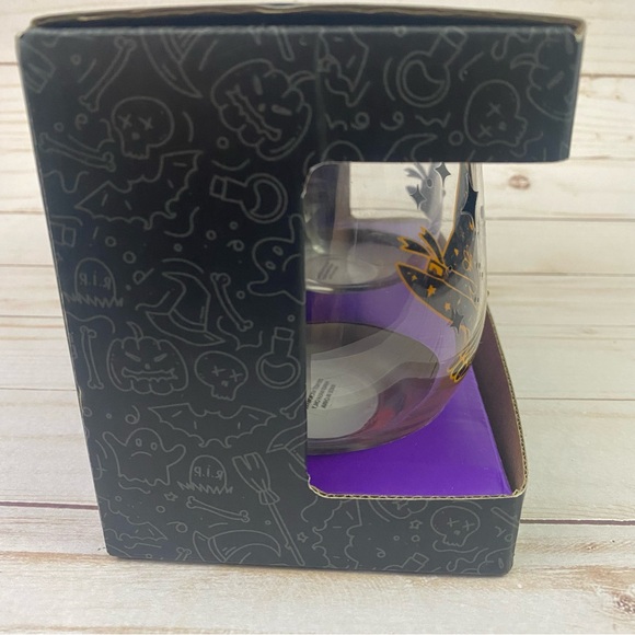 Cobwebs & Cauldrons Stemless Wine Glasses Witch Hats Rhinestone Set Of 2 - Picture 5 of 5